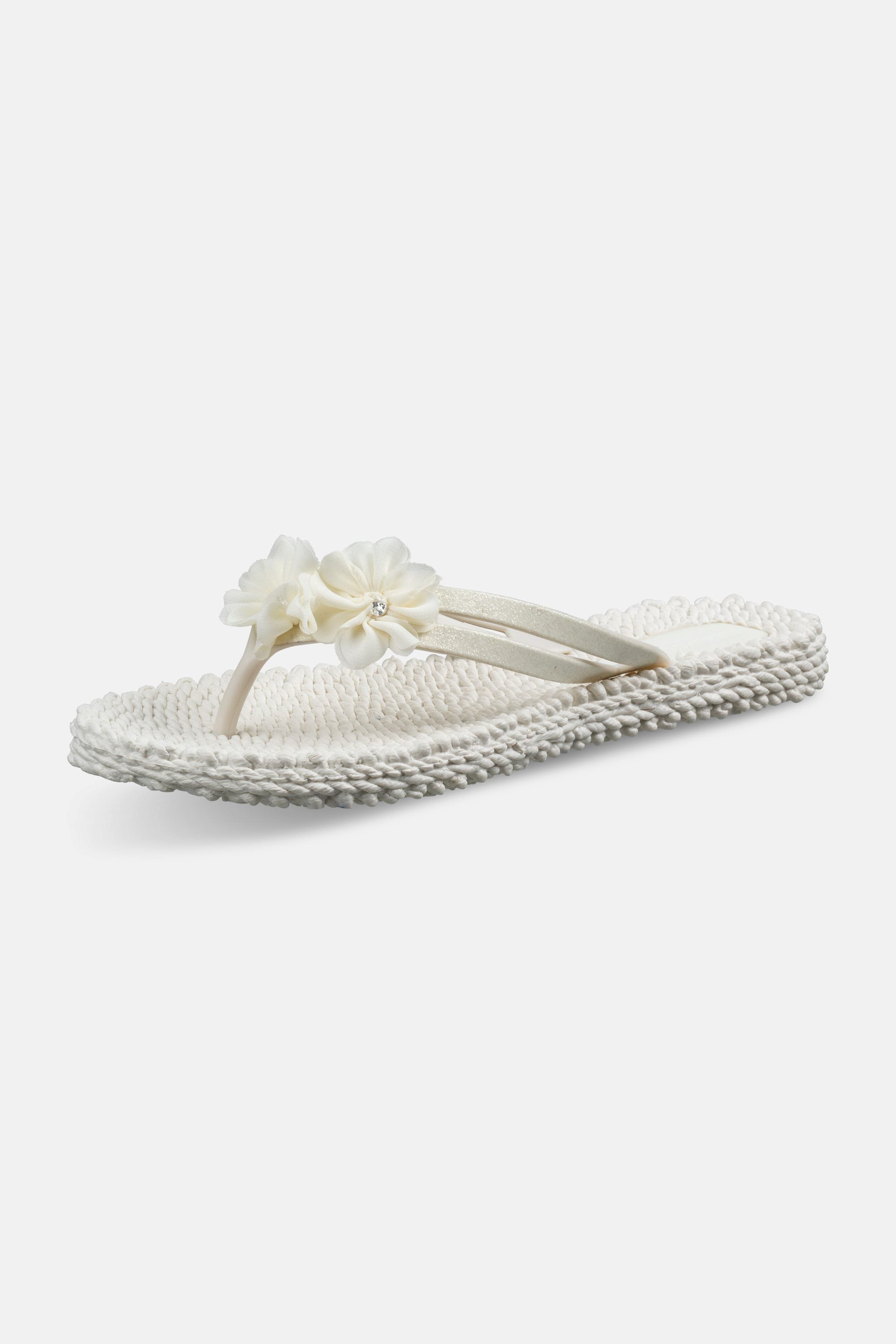 Flip Flops with Flowers - Creme
